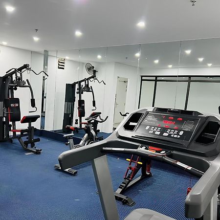 May De Ville Crown Hotel Ανόι Εξωτερικό φωτογραφία The gym at the hotel