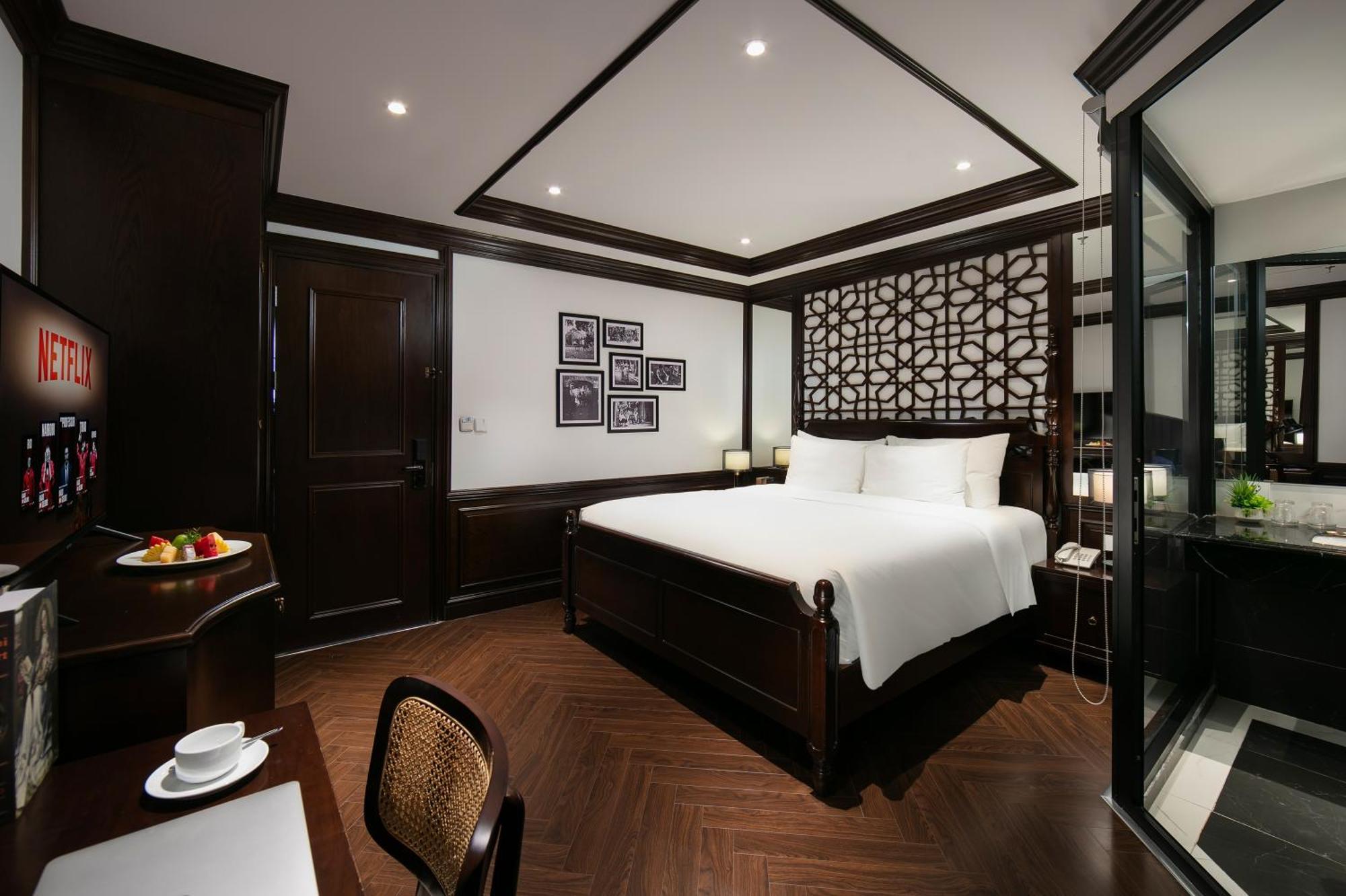 May De Ville Crown Hotel Ανόι Εξωτερικό φωτογραφία Deluxe Suite
