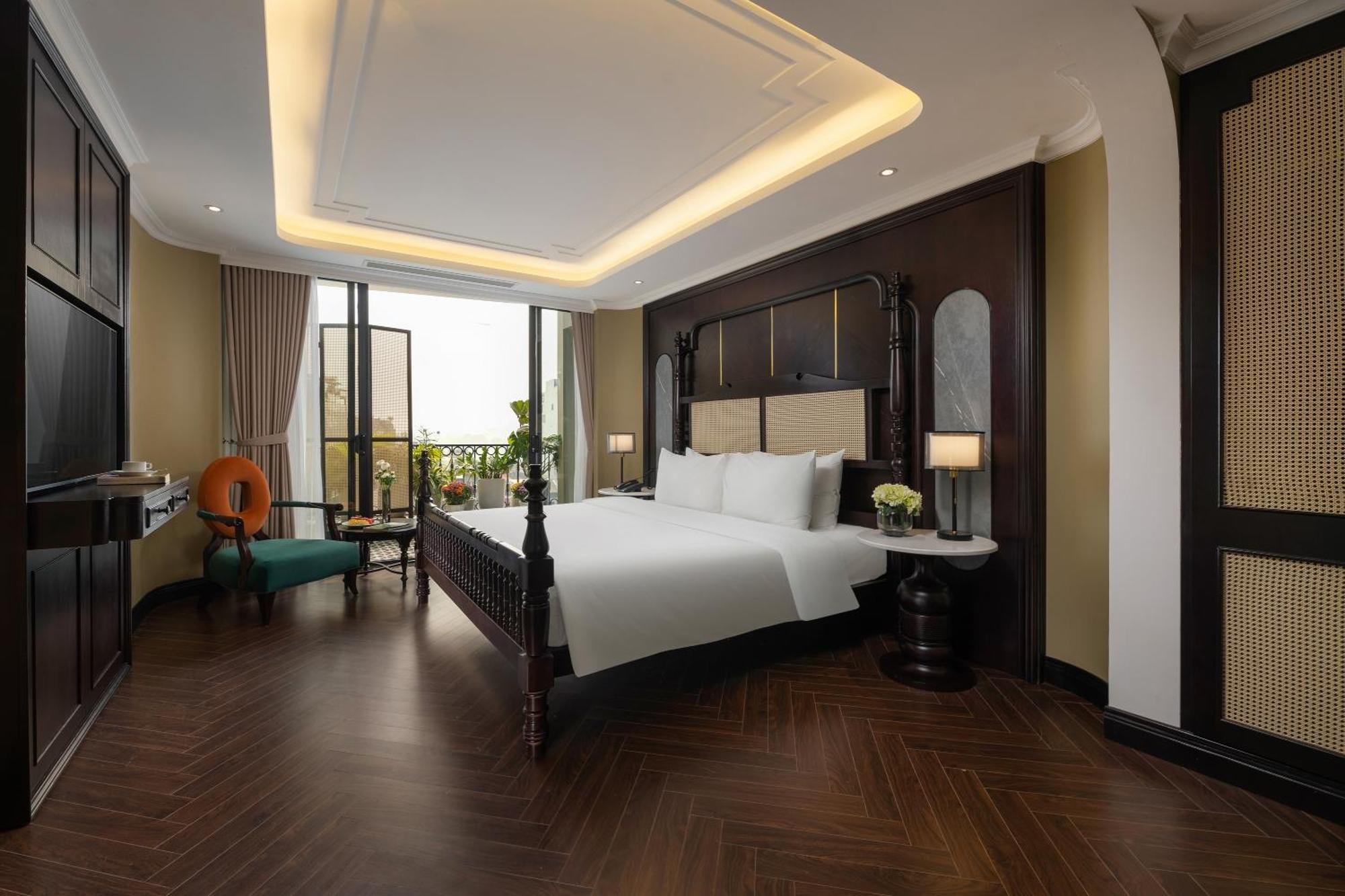 May De Ville Crown Hotel Ανόι Εξωτερικό φωτογραφία Deluxe Suite